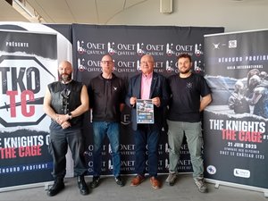 VIDÉO. Comme du MMA, mais en armure et avec des armes de chevalier : c'est quoi ces "Knights of the cage" qui débarquent en Aveyron pour une première en Europe ?