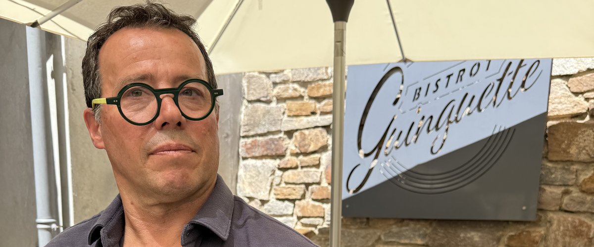 VIDÉO. Le roquefort est un fromage qui apporte beaucoup à l’Aveyron sur le plan économique : découvrez la recette originale du chef Michel Santos