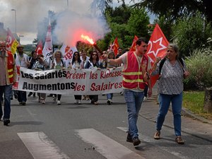 VIDÉO. Aveyron : un cortège de près de 250 manifestants pour demander l'abrogation de la réforme des retraites