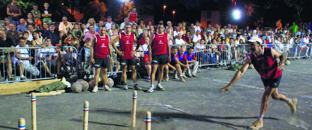 Quilles de huit: la finale de la coupe de France quitte Espalion pour une escapade plus au nord