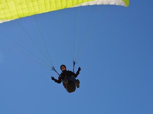 Un parapentiste se blesse juste avant le décollage : les pompiers de l'Aveyron interviennent dans les gorges du Tarn