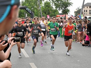 Course à pied : le Stade Rodez athlétisme remet son titre en jeu sur l'ekiden ruthénois