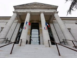 Violences conjugales et menaces de mort : pour un forain, la fête de la Saint-Hilarian en Aveyron se termine... en prison