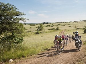 Cyclisme : 800 coureurs et des professionnels attendus sur les chemins de la Wish One Millau Grands causses ce dimanche 15 juin