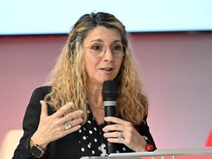 "La Légion est un exemple de ce que nous avons fait ensemble" : la ministre aux Anciens combattants en visite dans le Sud-Aveyro