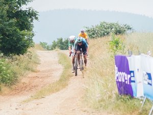 Cyclisme : les victoires de Dorian Godon et Axelle Dubau-Prévot sur l'édition 2025 du Wish One Millau Grands causses