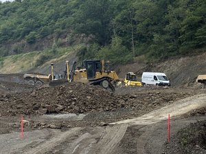 L'éventuelle utilisation de 50 tonnes d'explosifs inquiète les riverains autour de ce chantier de l'Aveyron