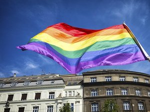 La Hongrie interdit les marches des fiertés : la mairie de Budapest défie le pouvoir et annonce maintenir l'événement fin juin