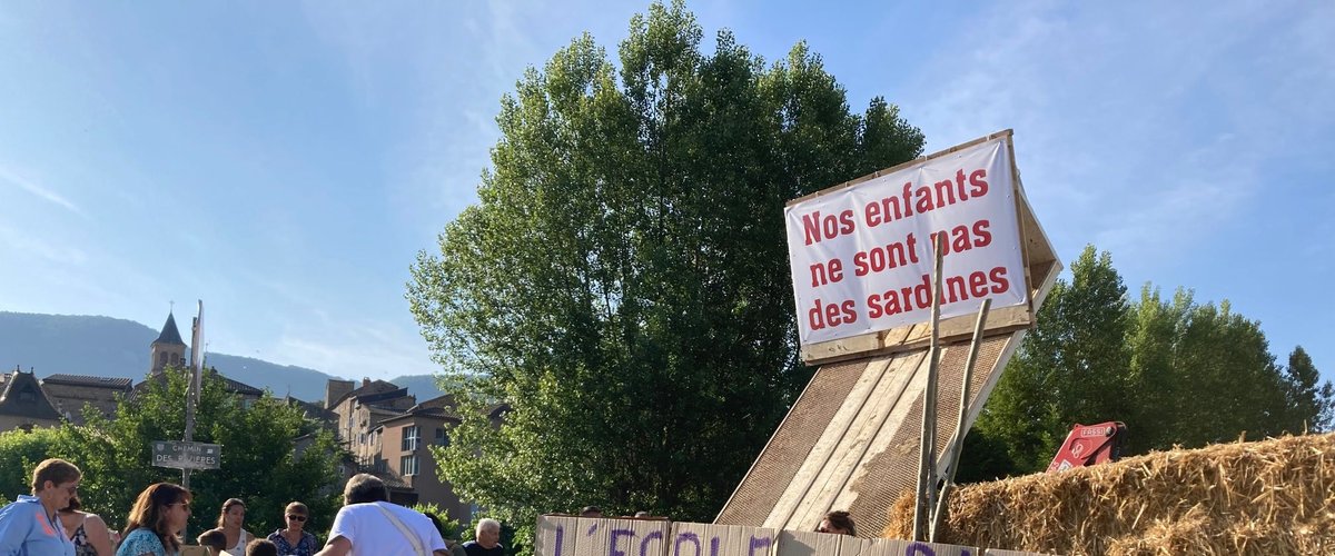 Mobilisation dans le Sud-Aveyron : les parents d’élèves vent debout contre la suppression d’un poste d’enseignant
