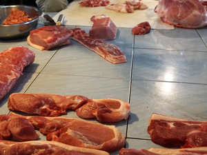 Intoxications alimentaires dans l'Aisne : trois nouveaux cas recensés, quatre boucheries suspectées... On fait le point