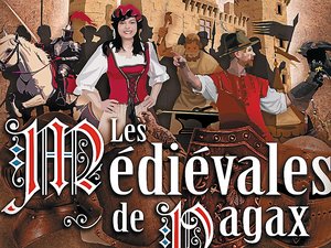 Forge médiévale, combats de chevaliers, vols de rapaces... Des animations tout l'été dans ce château de l'Aveyron