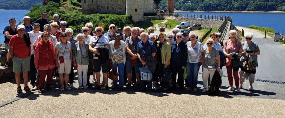 Villecomtal. Excursion à Bort-les-Orgues pour les aînés