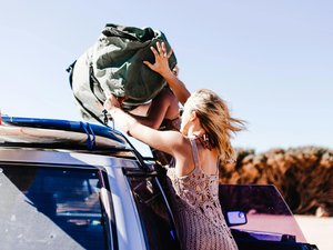 Préparer sa voiture pour partir vacances : ce qu'il faut vérifier avant de prendre la route pour être sûr d'arriver