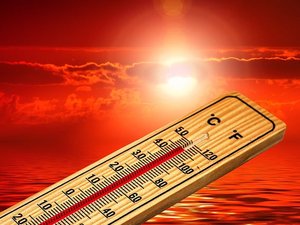 CARTE. Vigilance rouge canicule : 16 départements passent en alerte maximale mardi, 68 maintenus en vigilance orange