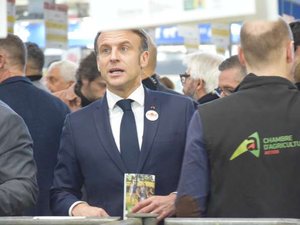 Emmanuel Macron en visite à Roquefort pour les 100 ans de l'AOP : voici le programme du président en Aveyron ce jeudi