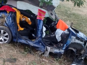 Il emprunte la voiture de son père pour faire un tour avec ses copains au petit matin, un mort et quatre blessés âgés de 13 à 15 ans