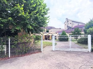 Centre d'hébergement temporaire pour personnes âgées menacé en Aveyron : rencontre tendue sur l'avenir du Clos Jonquille
