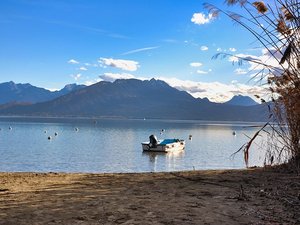 La balade en pédalo vire au drame : un homme de 25 ans se jette à l'eau mais ne remonte pas à la surface, sa compagne en état de choc