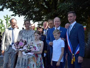 Visite de la famille princière de Monaco à Mur-de-Barrez : le Carladez acte son union avec la principauté