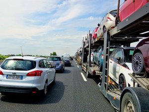 Départs en vacances : plus de 1 000 km de bouchons à la mi-journée, voici les routes les plus embouteillées ce samedi