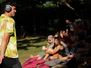 Avec du théâtre dans ses poches, ce petit festival va se balader dans cette commune de l'Aveyron