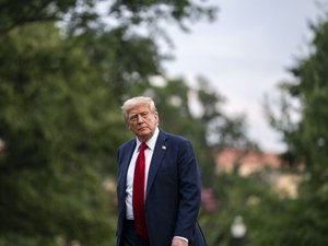 Guerre en Ukraine : Donald Trump confirme l'envoi de missiles Patriot à Kiev, avant une 