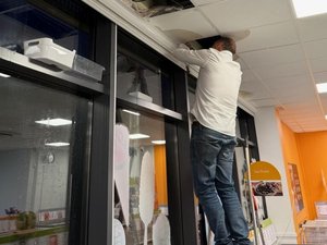 Plafonds éventrés, électricité et internet coupés... Cette commune de l'Aveyron désabusée après un nouvel épisode orageux qui a fait des dégâts