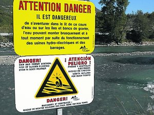 Prudence aux abords des rivières en cas de lâchers d'eau : ces panneaux à connaître en Aveyron