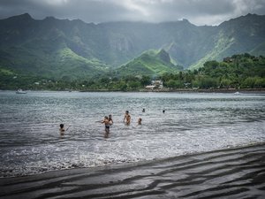 Drame en Polynésie française : un enfant de sept ans gravement mordu par un requin aux bras et aux jambes