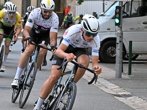 Cyclisme : Alban Bonalumi a le maillot blanc et une victoire sur le Challenge dans le viseur