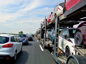 Un geste de bravoure qui lui coûte la vie : un homme mortellement percuté sur l'autoroute alors qu'il venait d'aider une automobiliste en panne