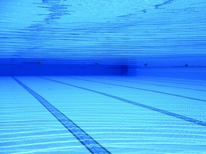 Drame dans une piscine municipale, en Occitanie : un homme de 30 ans est décédé alors qu'il faisait des longueurs, ce que l'on sait