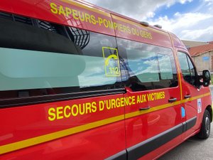 Le feu de matelas déclenche un incendie dans un Ehpad de 75 résidents, trois personnes en urgence absolue