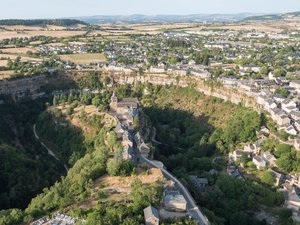 Trou de Bozouls : un bloc de roche 