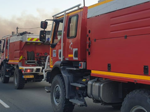 Incendie à Mostuéjouls : la D907, route principale des Gorges du Tarn fermée à la circulation