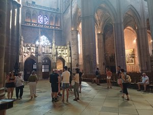 "La chaleur du sud mais dans les montagnes" : Rodez et sa région, sur la route des touristes en Aveyron