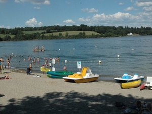Cyanobactéries : la baignade à nouveau autorisée à Arvieu et Pont-de-Salars, Villefranche-de-Panat toujours concerné par l'interdiction