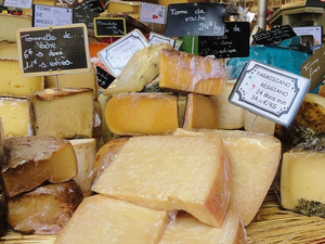 Risque de listériose : Leclerc, Auchan, Carrefour, Lidl... Une quarantaine de fromages rappelés dans toute la France