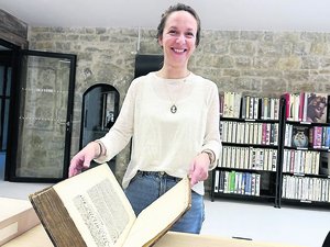 Des ouvrages anciens dont le plus vieux date de 1568 conservés à la Manufacture de cette commune de l'Aveyron