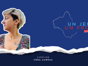 VIDÉO. Un jeune, un projet : Créa'Aubrac, au pied du plateau, Caroline donne vie à des bijoux personnalisés en acier inoxydable, résine et fleurs séchées