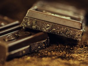 Qu'est-ce que le cadmium, ce métal lourd que l'on retrouve dans le chocolat et de nombreux produits ?
