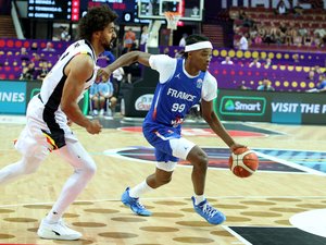 VIDÉO. Euro de basket : la France déroule pour son entrée en lice face à la Belgique