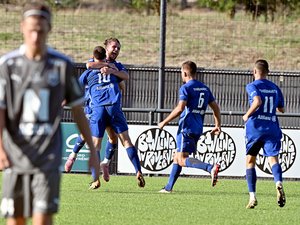 Football : le réalisme éclair des Castonétois qui s'offrent leur premier succès cette saison !