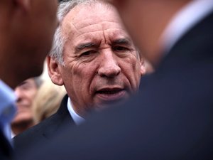 Vote de confiance : combien de voix doit réunir François Bayrou pour sauver son poste et son gouvernement ?