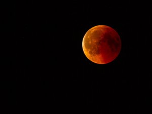 Ce dimanche 7 septembre, la Lune se lèvera en sang en apercevant le Soleil l'éclipser totalement, quand la voir en Aveyron ?