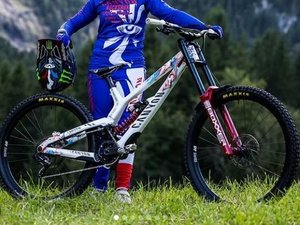 Marine Cabirou enchaîne les performances et signe une belle médaille de bronze aux Mondiaux de Champéry