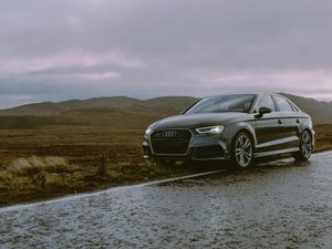 Il croyait que c'était le taxi qui l'emmenait chez le kiné, il se retrouve à la banque contraint de retirer une grosse somme d'argent