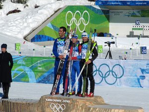 Biathlon : à la retraite depuis 5 ans, comment Martin Fourcade a-t-il fait pour recevoir sa sixième médaille d'or olympique aux J.O de 2026 ?