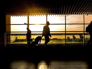Nouvelles perturbations causées par des drones : deux aéroports européens fermés plusieurs heures, ce que l'on sait