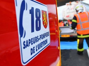 Le camion chargé d'hydrocarbures se renverse : la pollution évitée, ce lundi en Aveyron